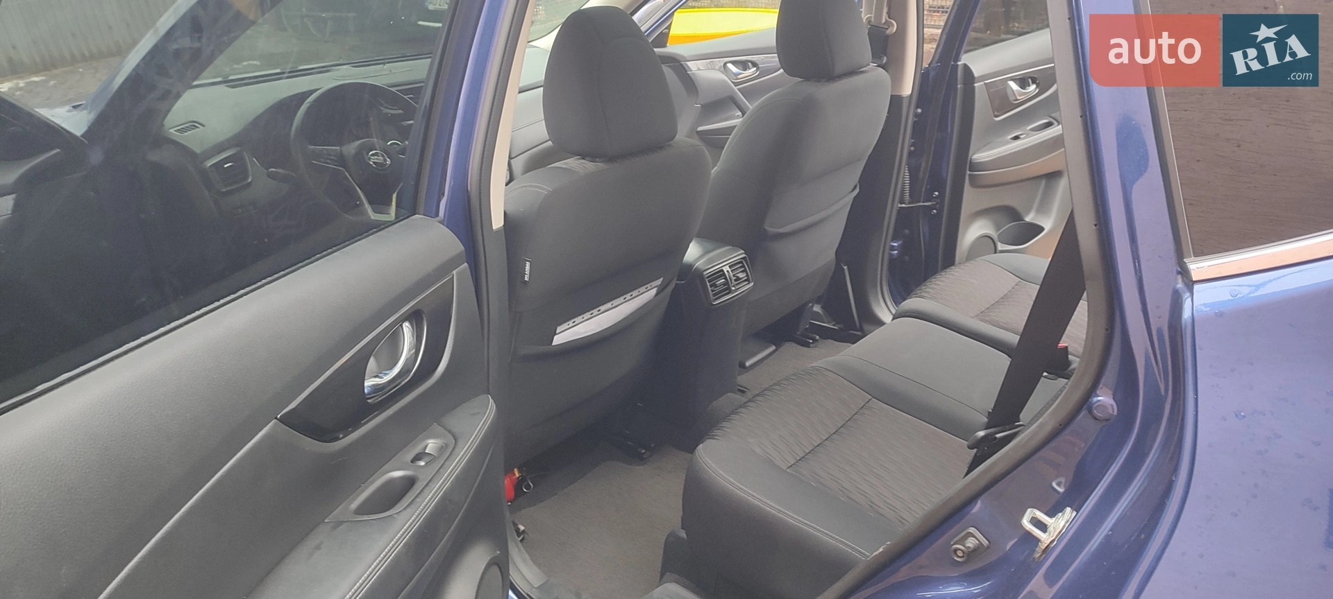 2018 Nissan Rogue - мініатюра 9