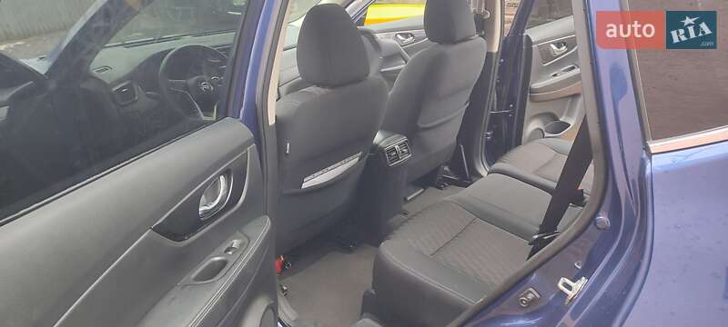 Позашляховик / Кросовер Nissan Rogue 2018 в Мукачевому