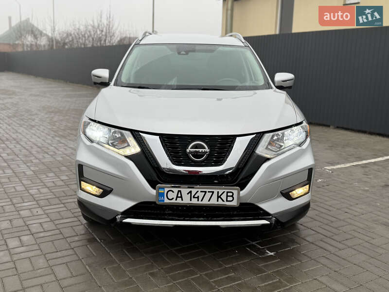 Внедорожник / Кроссовер Nissan Rogue 2019 в Черкассах