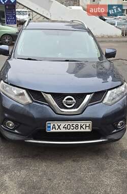 Позашляховик / Кросовер Nissan Rogue 2016 в Києві