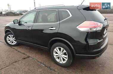 Внедорожник / Кроссовер Nissan Rogue 2014 в Ужгороде
