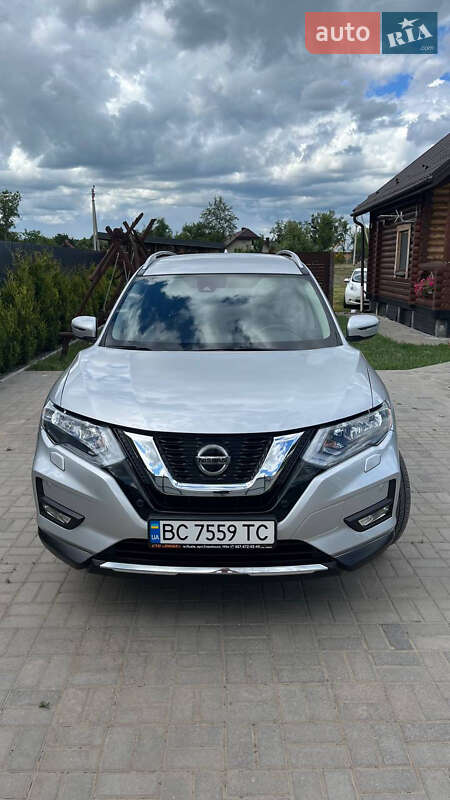 Внедорожник / Кроссовер Nissan Rogue 2018 в Львове