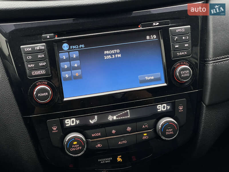 Внедорожник / Кроссовер Nissan Rogue 2017 в Одессе