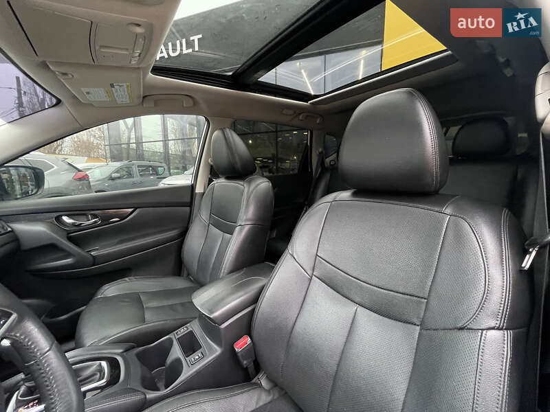 Внедорожник / Кроссовер Nissan Rogue 2017 в Одессе