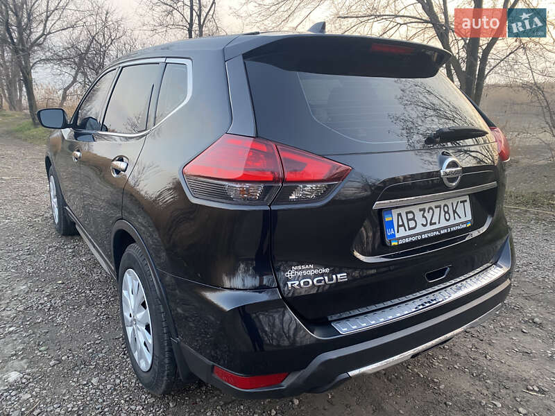 Внедорожник / Кроссовер Nissan Rogue 2017 в Зеленодольской