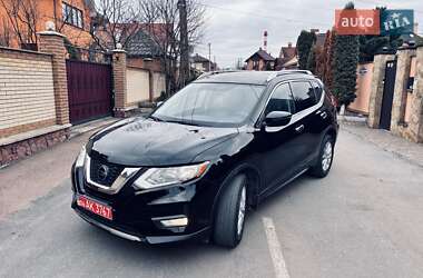 Позашляховик / Кросовер Nissan Rogue 2018 в Житомирі