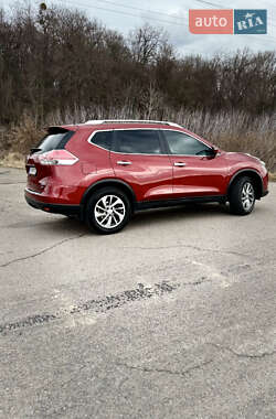 Внедорожник / Кроссовер Nissan Rogue 2014 в Белой Церкви