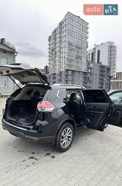 Позашляховик / Кросовер Nissan Rogue 2015 в 