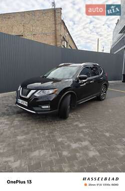 Внедорожник / Кроссовер Nissan Rogue 2018 в Белогородке