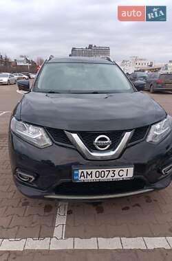 Внедорожник / Кроссовер Nissan Rogue 2016 в Житомире