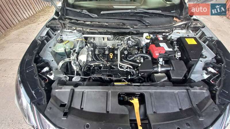 Внедорожник / Кроссовер Nissan Rogue 2021 в Запорожье