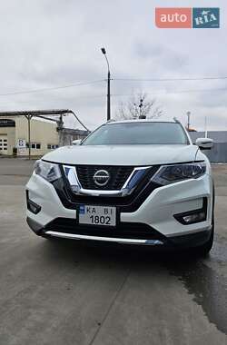 Позашляховик / Кросовер Nissan Rogue 2018 в 