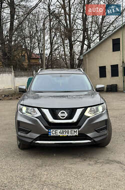 Позашляховик / Кросовер Nissan Rogue 2016 в Чернівцях