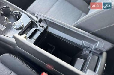 Внедорожник / Кроссовер Nissan Rogue 2020 в 