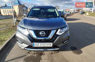 Позашляховик / Кросовер Nissan Rogue 2018 в Києві