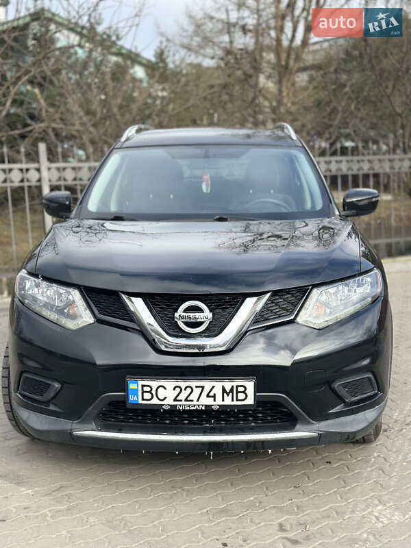 Внедорожник / Кроссовер Nissan Rogue 2016 в Львове