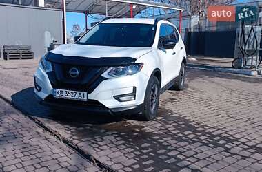 Позашляховик / Кросовер Nissan Rogue 2018 в Новомосковську