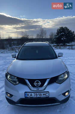 Внедорожник / Кроссовер Nissan Rogue 2014 в 
