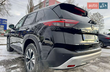 Позашляховик / Кросовер Nissan Rogue 2023 в Хмельницькому