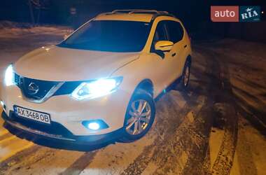 Внедорожник / Кроссовер Nissan Rogue 2016 в Харькове