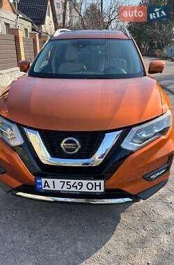 Позашляховик / Кросовер Nissan Rogue 2017 в Білій Церкві