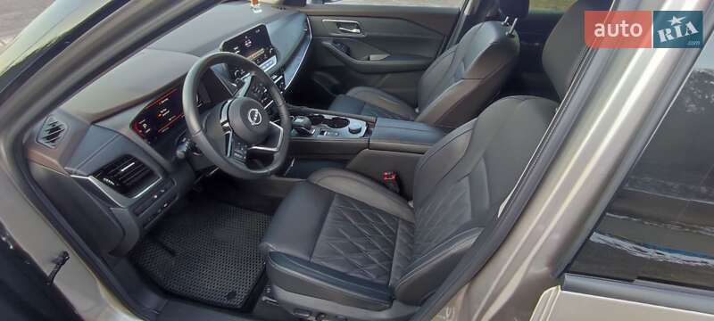 Внедорожник / Кроссовер Nissan Rogue 2023 в Черкассах