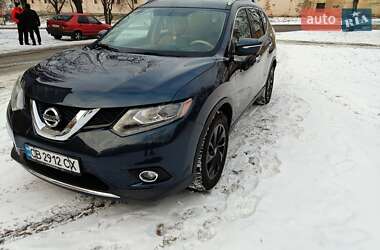 Внедорожник / Кроссовер Nissan Rogue 2015 в Чернигове