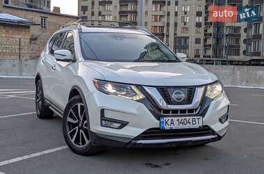 Позашляховик / Кросовер Nissan Rogue 2017 в Києві