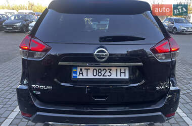 Внедорожник / Кроссовер Nissan Rogue 2019 в 