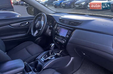 Внедорожник / Кроссовер Nissan Rogue 2019 в 