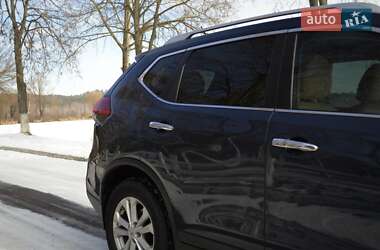 Внедорожник / Кроссовер Nissan Rogue 2015 в Киеве