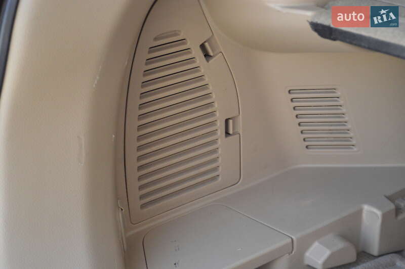 Позашляховик / Кросовер Nissan Rogue 2015 в Києві