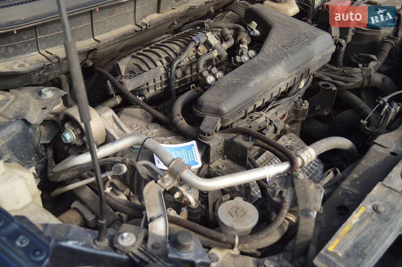 Позашляховик / Кросовер Nissan Rogue 2015 в Києві