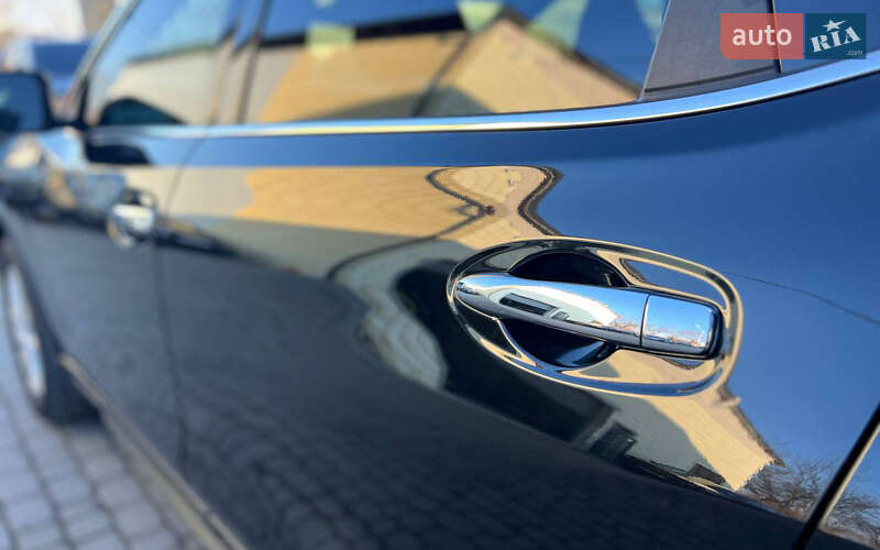 Внедорожник / Кроссовер Nissan Rogue 2020 в Ивано-Франковске
