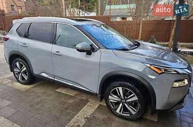 Внедорожник / Кроссовер Nissan Rogue 2020 в 