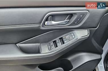 Внедорожник / Кроссовер Nissan Rogue 2020 в 