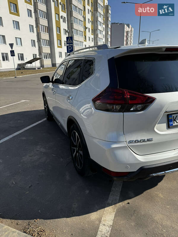 Внедорожник / Кроссовер Nissan Rogue 2018 в Виннице