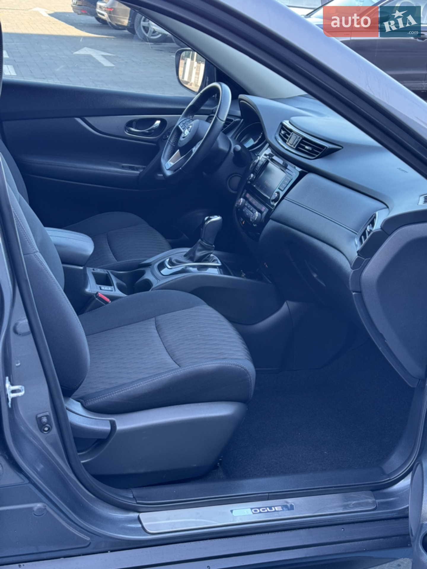 2018 Nissan Rogue - мініатюра 10