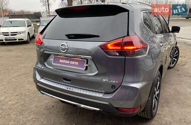 Внедорожник / Кроссовер Nissan Rogue 2019 в 
