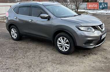 Позашляховик / Кросовер Nissan Rogue 2016 в Охтирці