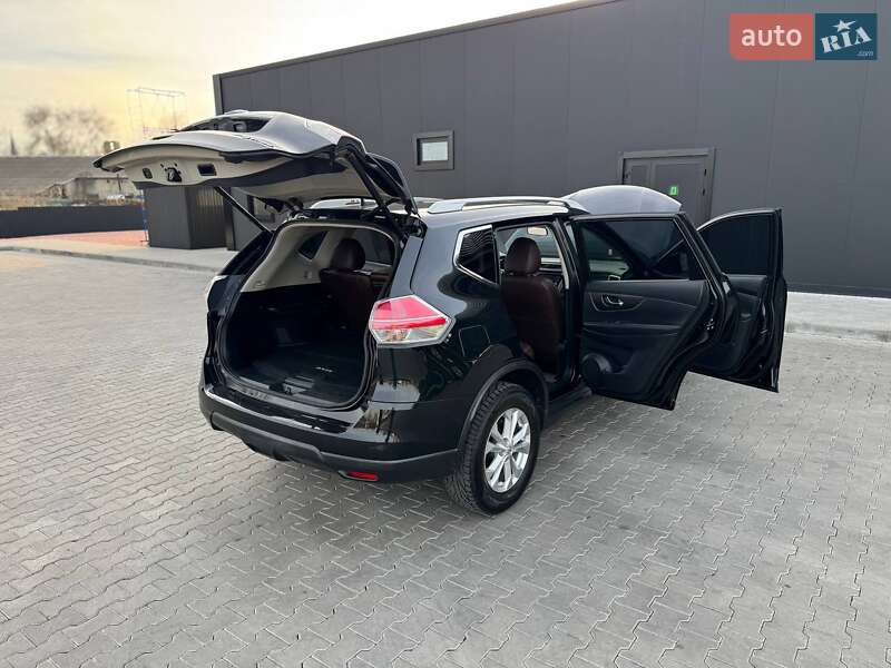 Внедорожник / Кроссовер Nissan Rogue 2016 в Одессе