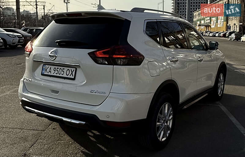 Позашляховик / Кросовер Nissan Rogue 2019 в Києві