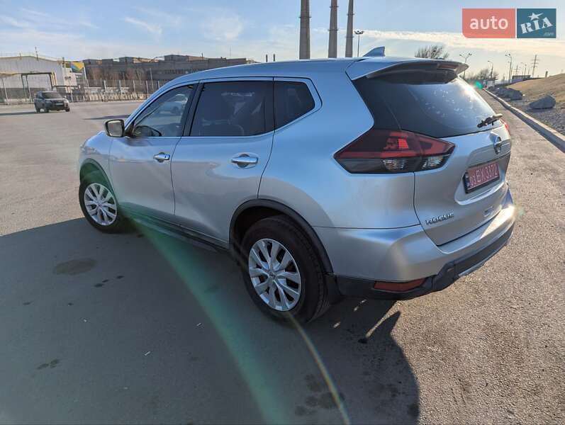 Внедорожник / Кроссовер Nissan Rogue 2018 в Днепре