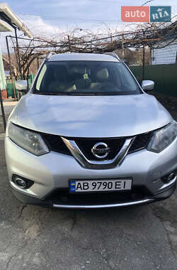 Внедорожник / Кроссовер Nissan Rogue 2015 в Киеве