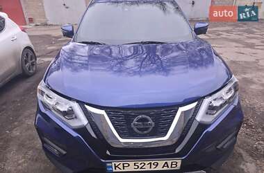 Внедорожник / Кроссовер Nissan Rogue 2019 в 