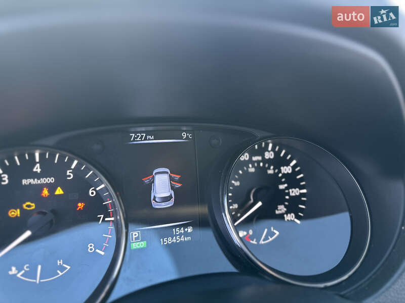 Позашляховик / Кросовер Nissan Rogue 2016 в Коростені