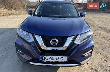 Внедорожник / Кроссовер Nissan Rogue 2017 в Львове