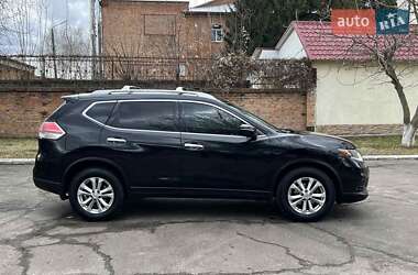 Позашляховик / Кросовер Nissan Rogue 2015 в Червонограді