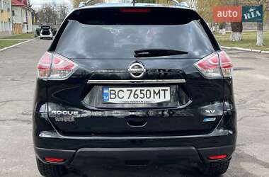 Позашляховик / Кросовер Nissan Rogue 2015 в Червонограді