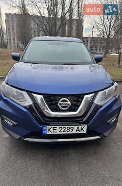 Внедорожник / Кроссовер Nissan Rogue 2017 в Чернигове